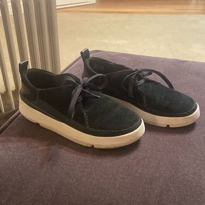 Clarks Womens Tri Flash Black suede size 8M